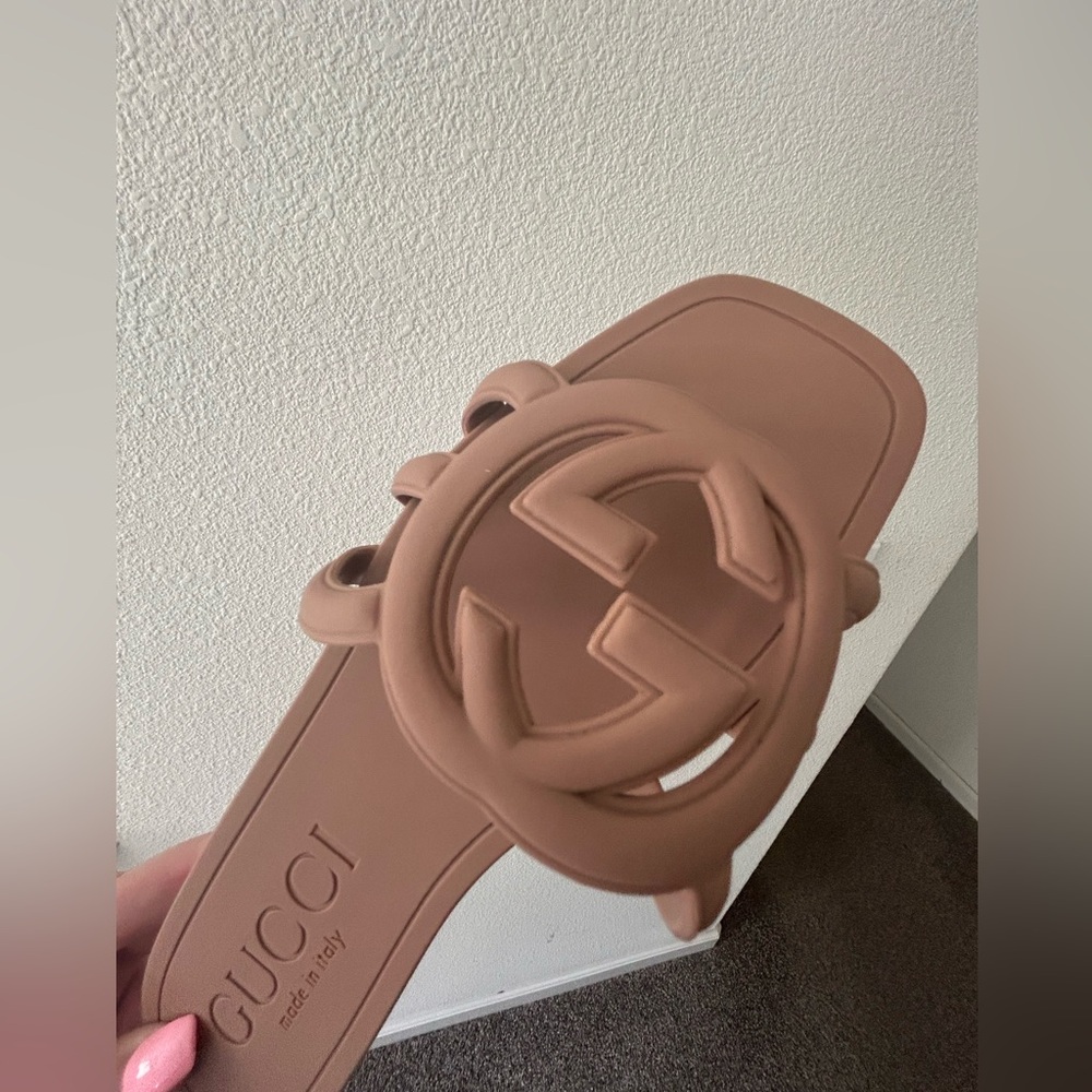 Super cute Tan Summer Slide Sandals